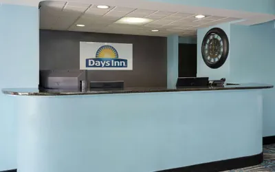 Photo 3 - Days Inn by Wyndham Neenah