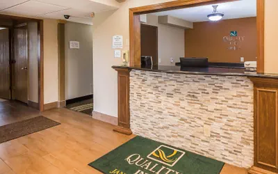 Photo 5 - Quality Inn Janesville North