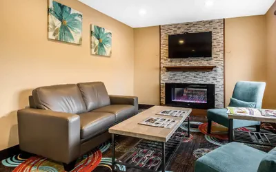 Photo 4 - Quality Inn Janesville North