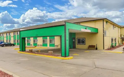 Photo 2 - Cheyenne Guest Inn