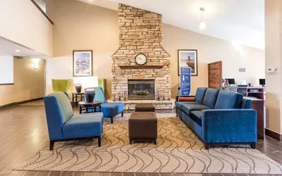 Photo 3 - Comfort Inn Waukesha - Milwaukee West