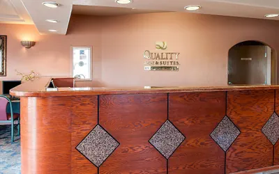 Photo 3 - Quality Inn & Suites Las Cruces - University Area