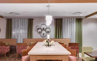 Photo 5 - Hampton Inn Pittsburgh/West Mifflin