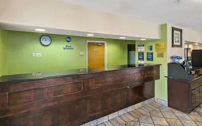 Photo 4 - Best Western San Marcos