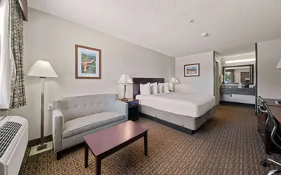 Photo 2 - Days Inn by Wyndham Round Rock