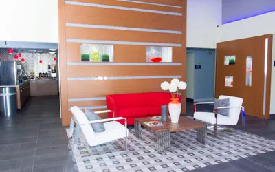 Photo 3 - Arya Inn & Suites Farmers Branch