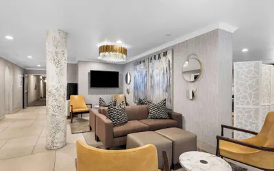 Photo 4 - Best Western Plus Abbey Inn