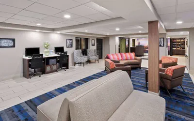 Photo 3 - La Quinta Inn & Suites by Wyndham Goodlettsville - Nashville