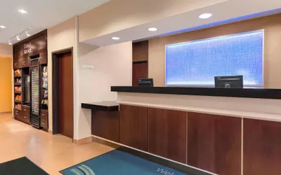 Photo 4 - Fairfield Inn & Suites Mankato
