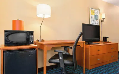 Photo 5 - Fairfield Inn & Suites Mankato