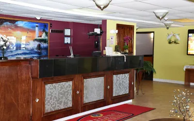 Photo 4 - Regency Inn & Suites