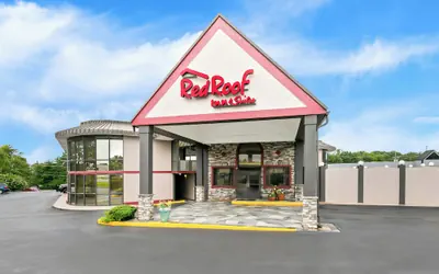 Photo 2 - Red Roof Inn & Suites Duncan