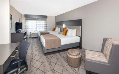 Photo 4 - Wingate by Wyndham - Greenville-Airport