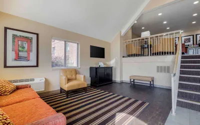 Photo 4 - Studio 6 Suites Greenville, SC - Haywood Mall