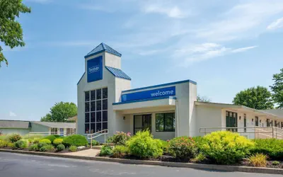 Travelodge by Wyndham Essington / Philadelphia Airport