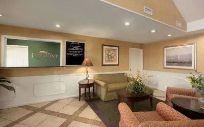 Photo 4 - Baymont by Wyndham Gaffney