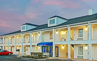 Photo 2 - Baymont by Wyndham Gaffney