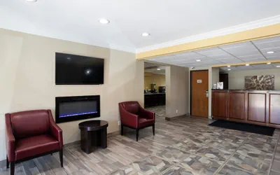 Photo 3 - Red Roof Inn Binghamton North