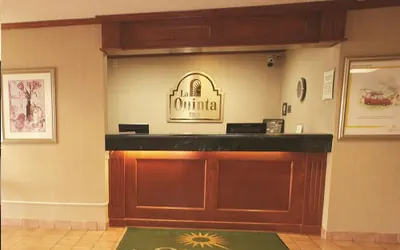 Photo 5 - La Quinta Inn by Wyndham Detroit Southgate