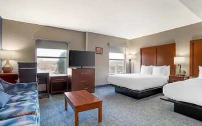 Photo 4 - Comfort Suites near Birkdale Village- Huntersville