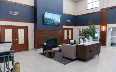 Photo 3 - La Quinta Inn & Suites by Wyndham Bannockburn-Deerfield
