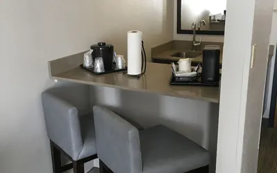 Photo 4 - Country Inn & Suites by Radisson, Cookeville, TN