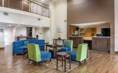 Photo 5 - Comfort Suites South Park