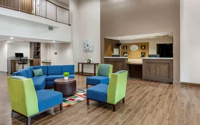 Photo 3 - Comfort Suites South Park