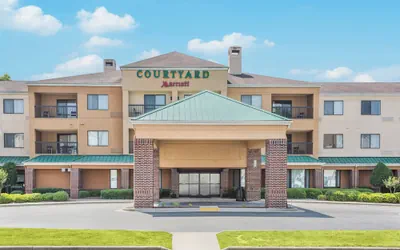 Photo 2 - Courtyard by Marriott Rocky Mount