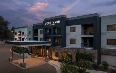 Photo 2 - Courtyard by Marriott San Diego Carlsbad