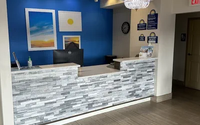 Photo 3 - Days Inn & Suites by Wyndham Opelousas