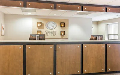 Photo 4 - Comfort Suites at Isle Of Palms Connector