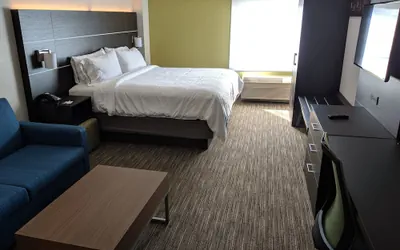 Photo 5 - Holiday Inn Express & Suites Charlotte-Concord-I-85 by IHG