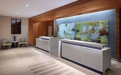 Photo 4 - Delta Hotels by Marriott Anaheim Garden Grove