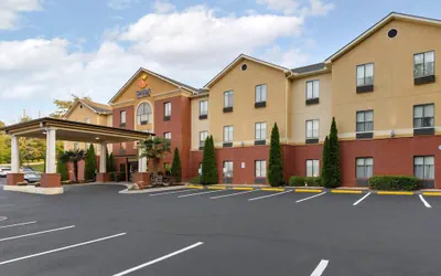 Photo 2 - Comfort Inn & Suites Canton Riverstone Area