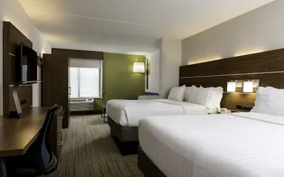 Photo 5 - Holiday Inn Express & Suites Charlotte Arpt-Belmont by IHG