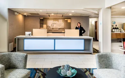 Photo 3 - Holiday Inn Express & Suites Charlotte Arpt-Belmont by IHG