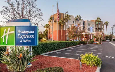 Photo 2 - Holiday Inn Express Fremont-Milpitas Central by IHG