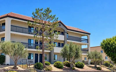 Mojave Desert Inn - Barstow I-15