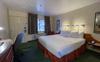 Photo 4 - Motel 6 Barstow, CA - Mojave Desert Stop - I-15