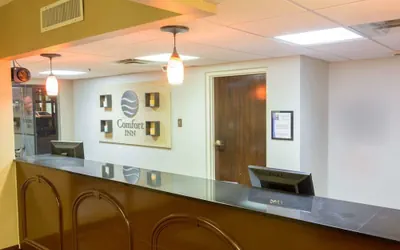 Photo 5 - Comfort Inn Hammond
