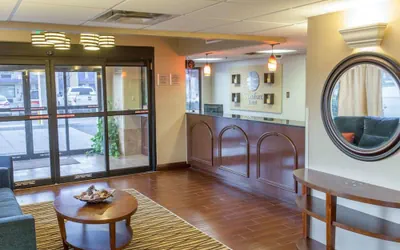Photo 4 - Comfort Inn Hammond
