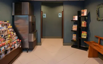 Photo 2 - Country Inn & Suites by Radisson, Nashville Airport, TN