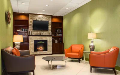 Photo 4 - Country Inn & Suites by Radisson, Nashville Airport, TN