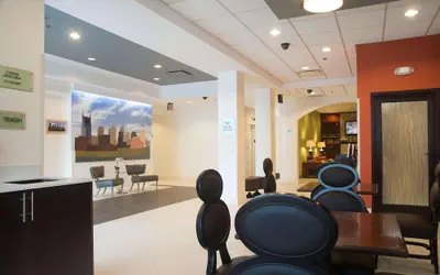 Photo 5 - Country Inn & Suites by Radisson, Nashville Airport, TN
