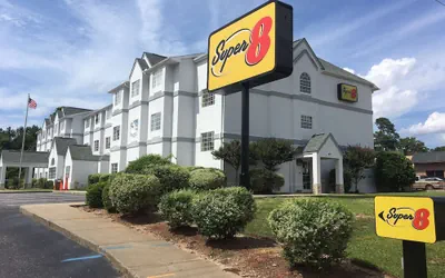 Photo 2 - Super 8 by Wyndham Harbison/Parkridge Hospital
