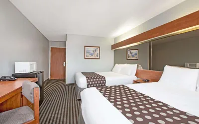 Photo 3 - Microtel Inn & Suites by Wyndham Garland/Dallas