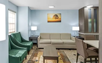Photo 4 - Quality Inn & Suites North Mesquite I-30