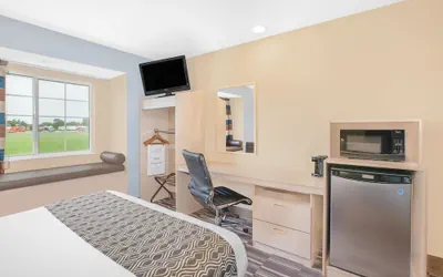 Photo 3 - Microtel Inn & Suites By Wyndham Clear Lake
