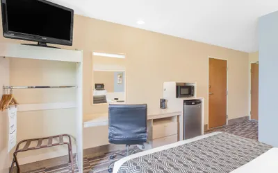 Photo 4 - Microtel Inn & Suites By Wyndham Clear Lake